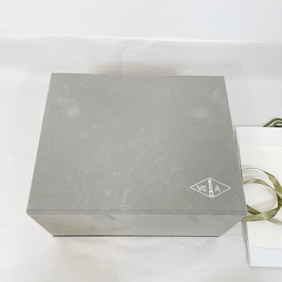 Van Cleef & Arpels Empty Box Ribbon Bag - Picture 5 of 5